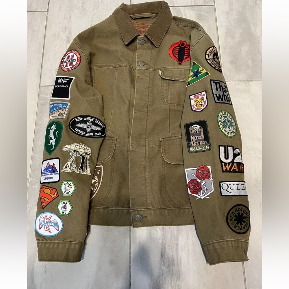 Levi's brown unisex jacket size XL